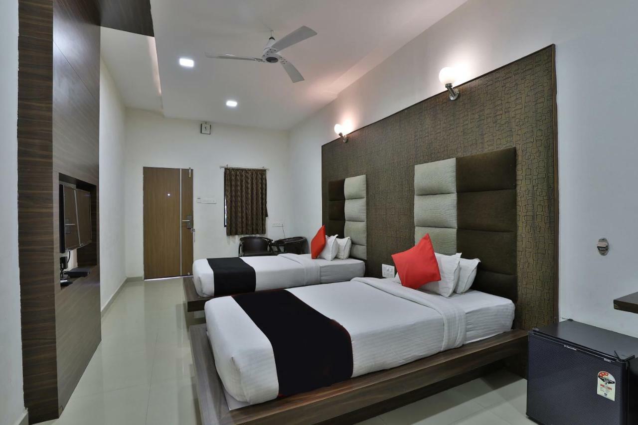 Banyan Paradise Resort Вадодара Экстерьер фото